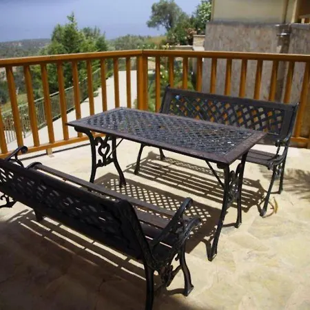 Comfortable House For 10 Persons, With Swimming Pool * 罗希姆诺