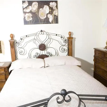度假居 Comfortable House For 10 Persons, With Swimming Pool *